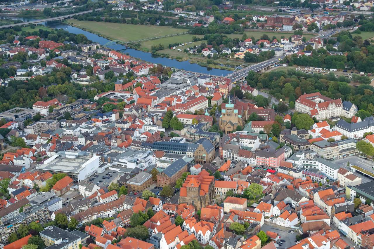 Luftaufnahme Innenstadt Dom Rathaus Konzerte Kanzlers Weide September 2022 c Krischi Meier